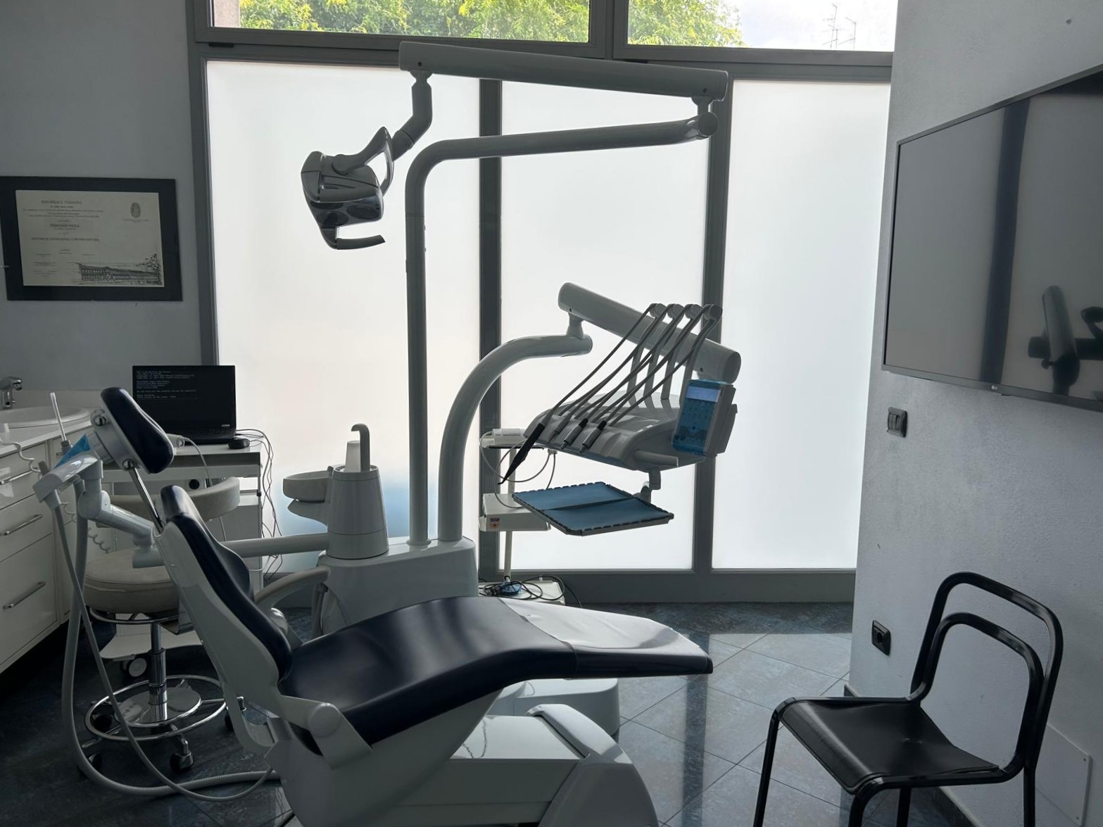 Sala operatoria dello Studio Dentistico Personeni a Bergamo